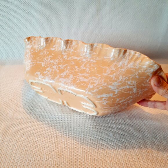 Large Shawnee Cameo Splatter Planter (#2506) in Peach, 13 3/4" L x 5 1/4"W - Picture 2 of 10